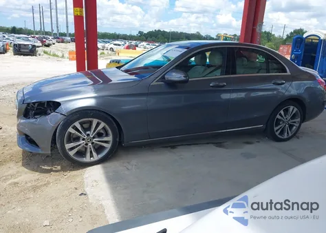 2018 Mercedes-Benz C 300 из США, поврежденный, VIN WDDWF4JB5JR336567